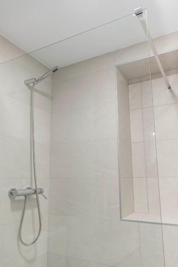 Funcional Y Renovado En Iturrama Apartament *